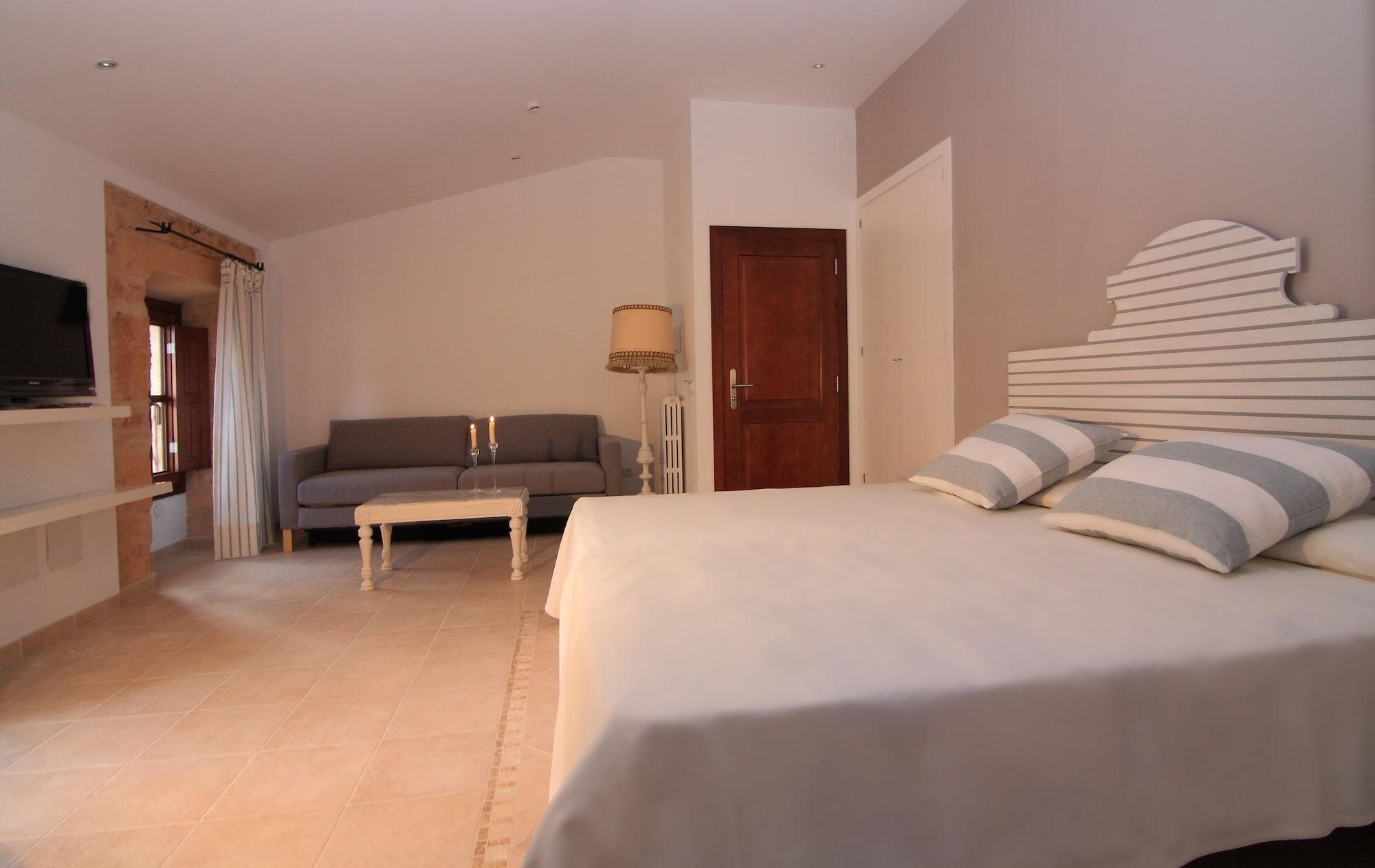 Algaida Suites By Eurotels Екстер'єр фото