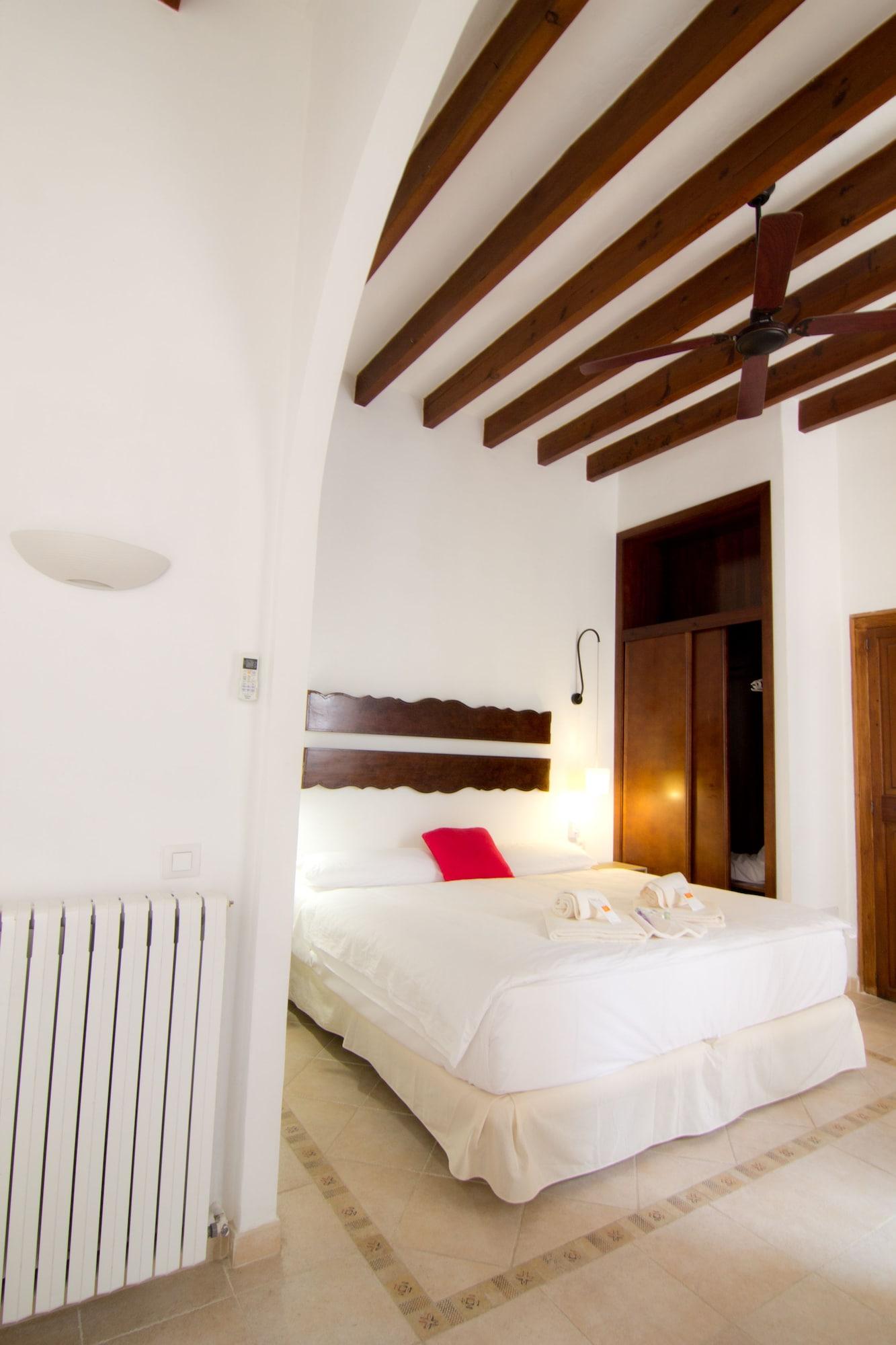 Algaida Suites By Eurotels Екстер'єр фото